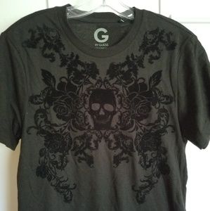 T-shirt with skull